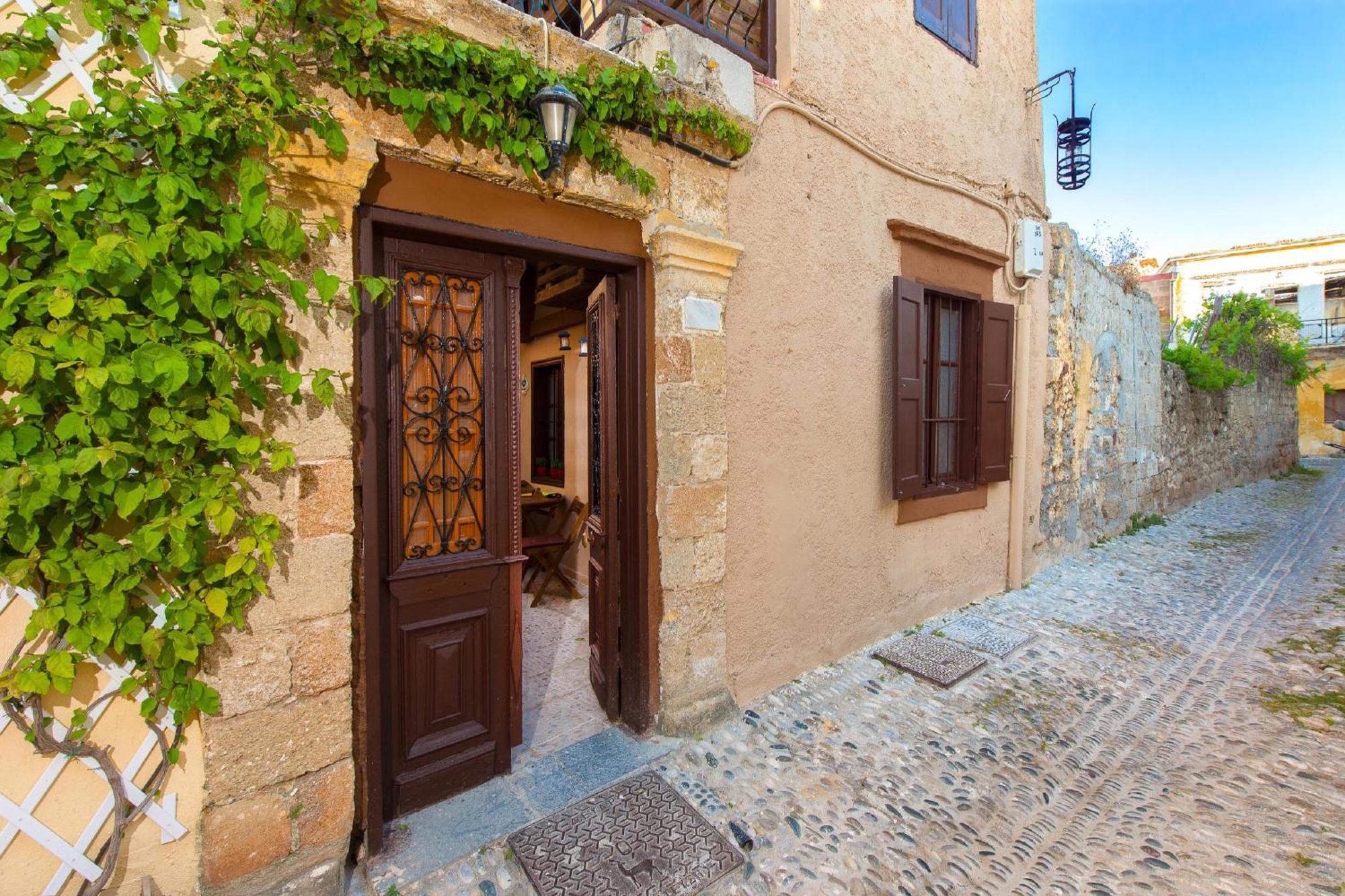 Muses-Old Town Apartment Rhodes City Exterior photo